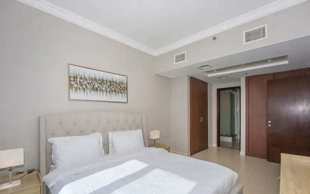Lake views from 2 bedroom apartment in JLT