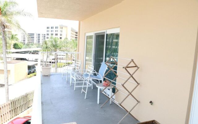 Jamaica Royale T32 - 2 Br Condo