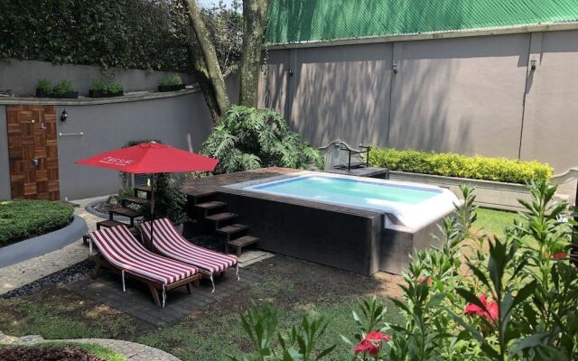 Hotel Boutique Casa Alebrije