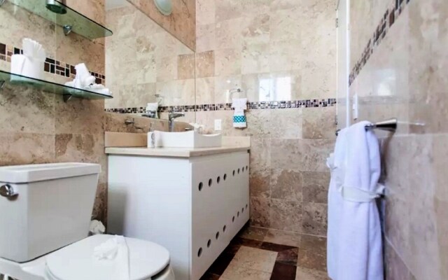 Coral Suites 5C by SunandSea