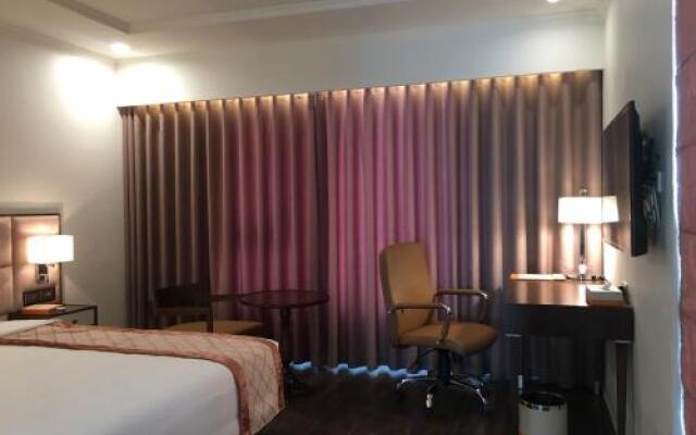 Ravatel Luxury Hotel Bac Giang