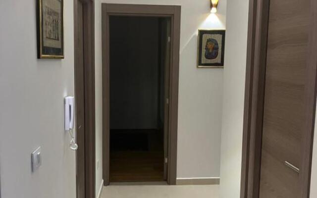 Apartment 79