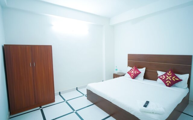 Roomshala 045 Galaxy Noida 35