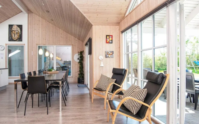 Luxury Beach House With Pool