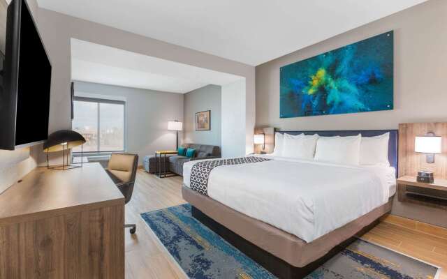 La Quinta Inn & Suites by Wyndham Galveston West Seawall