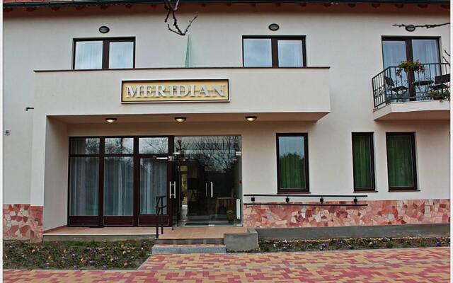 Meridian Thermal Hotel Akupunktúra és Természetgyógyászati Centrum