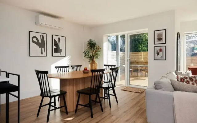 The Wembley Park Secret - Spacious 3bdr Flat With Terrace