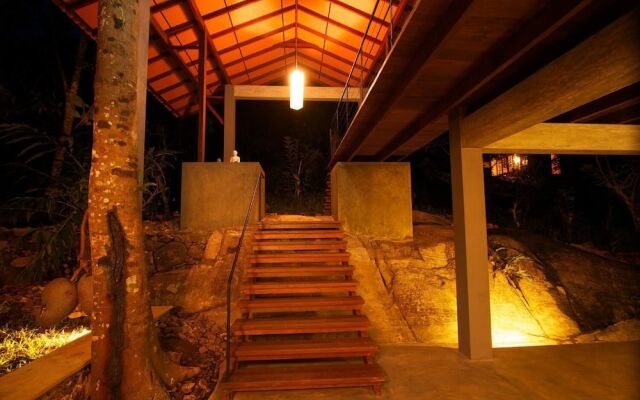 Bandura Kalawana Rainforest Bungalow