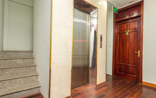 Duc Anh Hotel by OYO Rooms
