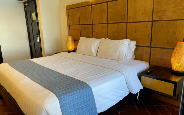 Canyon Cove Resort