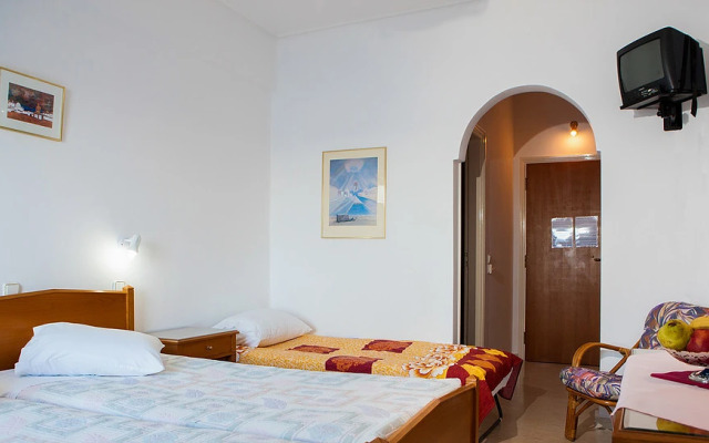 Irini'S Residence