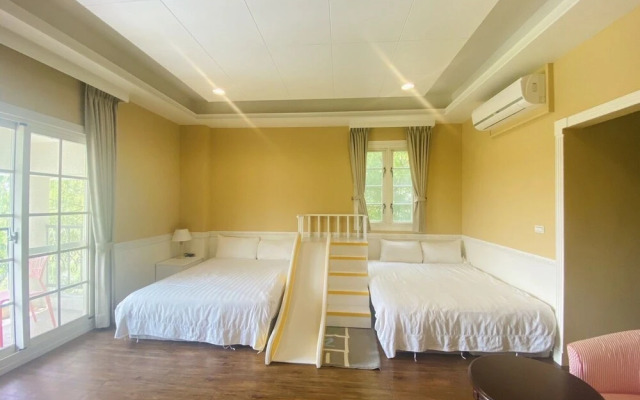 Isaalice Slip and Slide B&B