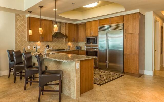 Turquoise Place Unit 404C