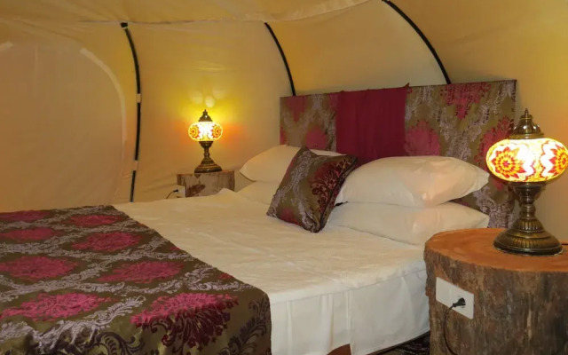 Azure Wellness Retreat - Adults Only
