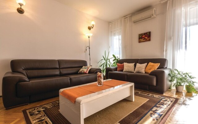 Stunning Home in Ploce With Wifi and 2 Bedrooms