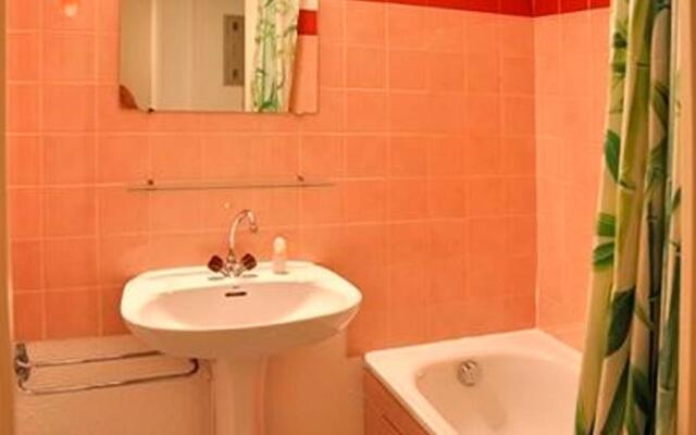 Appartement Fréjus, 1 pièce, 4 personnes - FR-1-226A-112