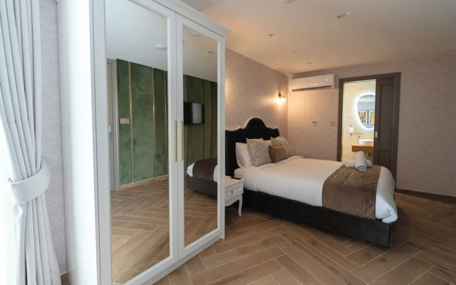 Palazzo De La Sengle Boutique Hotel