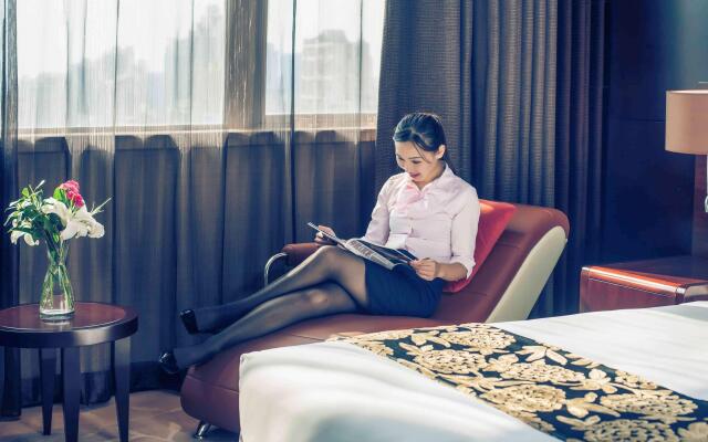 Mercure Shanghai Royalton