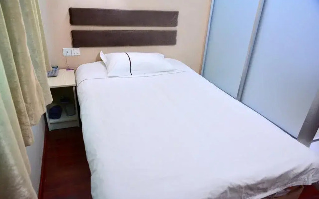 Xinhuabei Inn