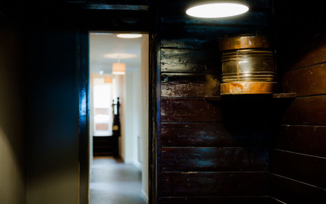 Le Bateau Aparthotel