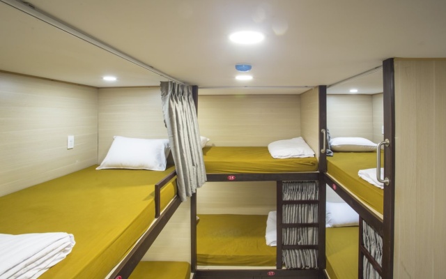 Saigon Marvel Hostel – Guest Rooms – Ho Chi Minh City