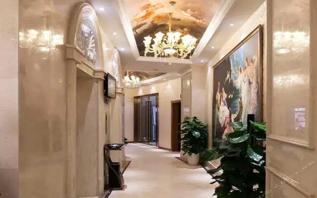 Vienna International Hotel (Chongqing Liangjiang Happiness Square Branch)