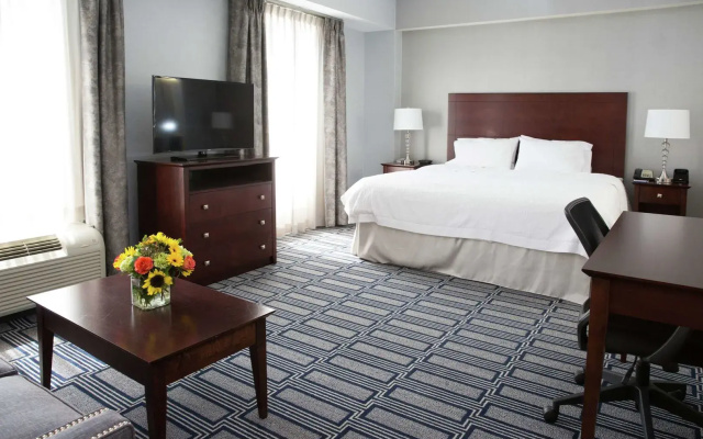 Hampton Inn & Suites Providence Downtown