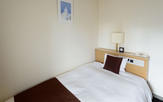 Shin Osaka Sunny Stone Hotel