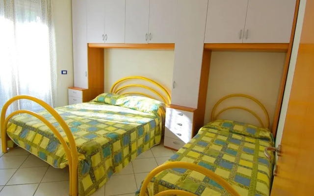 Scenic Apartment in Rosolina Mare with Parking