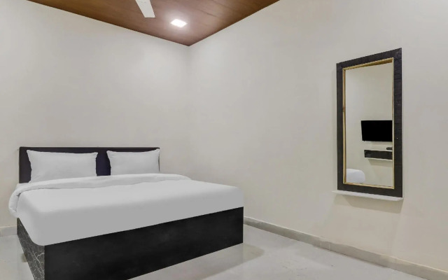 OYO 86527 Hotel Vijay Residency