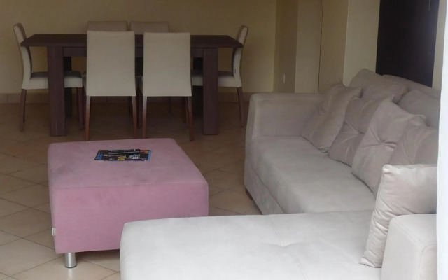 Norfolk Towers Serviced Apartments