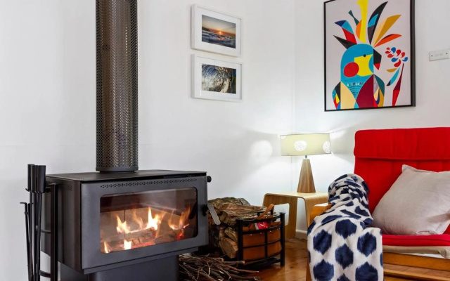 Silvermere Cottage - a cosy family getaway – Guest Rooms – Culburra Beach