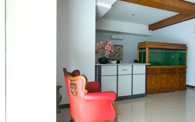 OYO 1421 Kasmaran Guest House Syariah