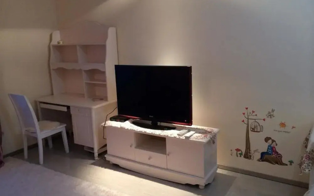 Aishangmei Theme Apartment
