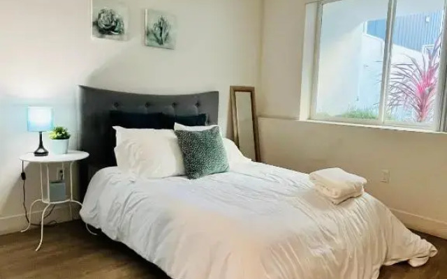 So. Cal Luxury Villa Mins from Beach