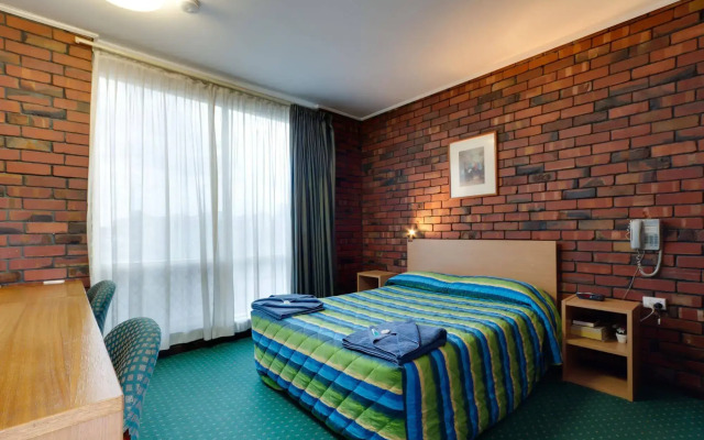 Enfield Motor Inn