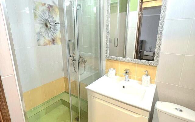 Апартаменты на проспекте 40-Летия Октября