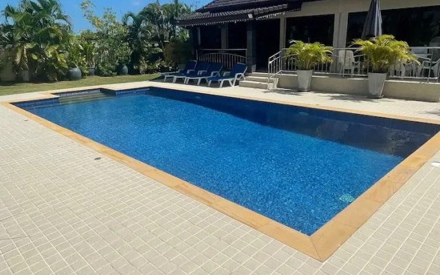 Luxury 4 Bed Pool Villa