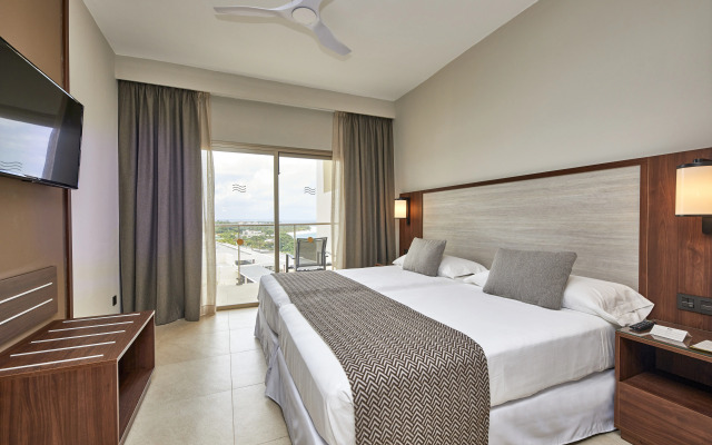 Hotel Riu Jambo