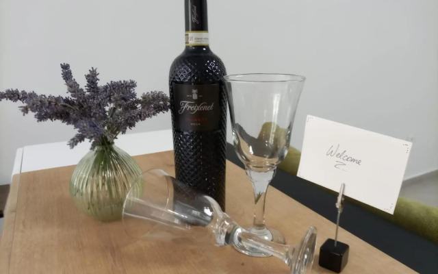 Studio Apartman Mirakul