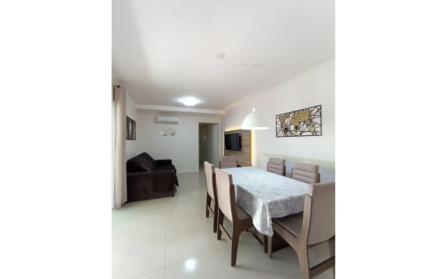 VAR 102B Dpto amplio en Residencial con piscina
