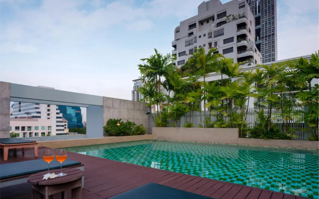 Silom Lofts Hotel