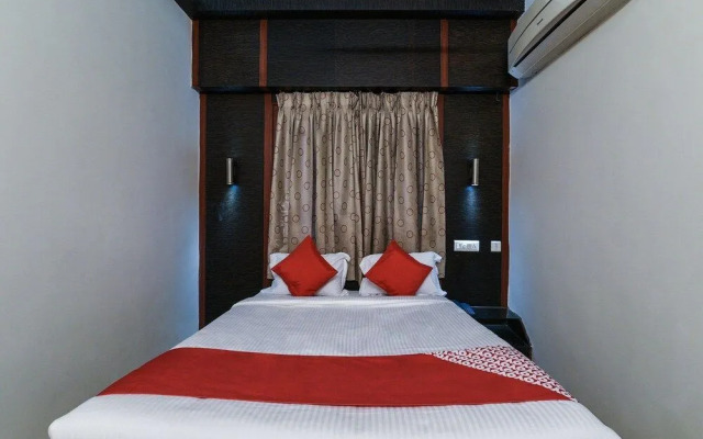 Blue Moon Hotel