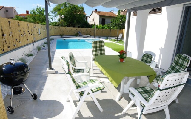 Kuntrada 45 with heated pool and kids pool