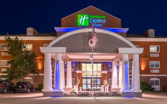 Holiday Inn Express Hotel & Suites Elgin, an IHG Hotel
