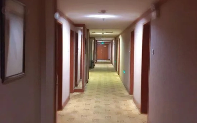 Huabin Huanlian Hotel (Jinan Beiyuan Street)