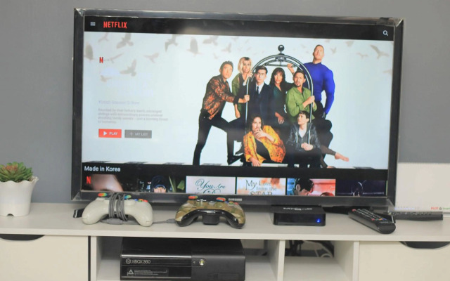 A2J BGC Luxury 2BR Loft Near Burgos Circle, Malls