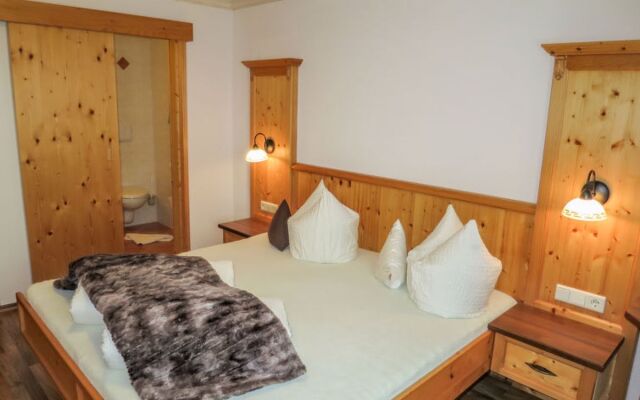 Sesselebenerhof 36723