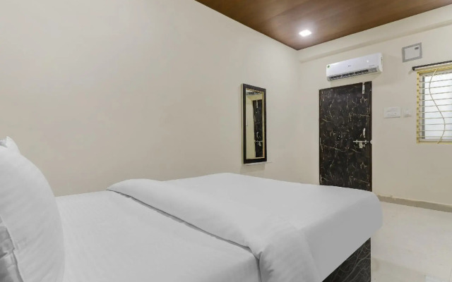 OYO 86527 Hotel Vijay Residency