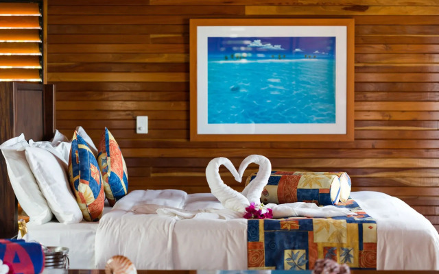 Mana Island Resort & Spa